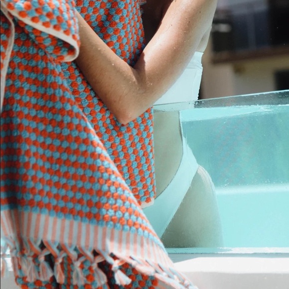 Mayde Home Crescent towel Cuba 'Beach towel’ in NWT 100% Buldan cotton - Picture 7 of 10